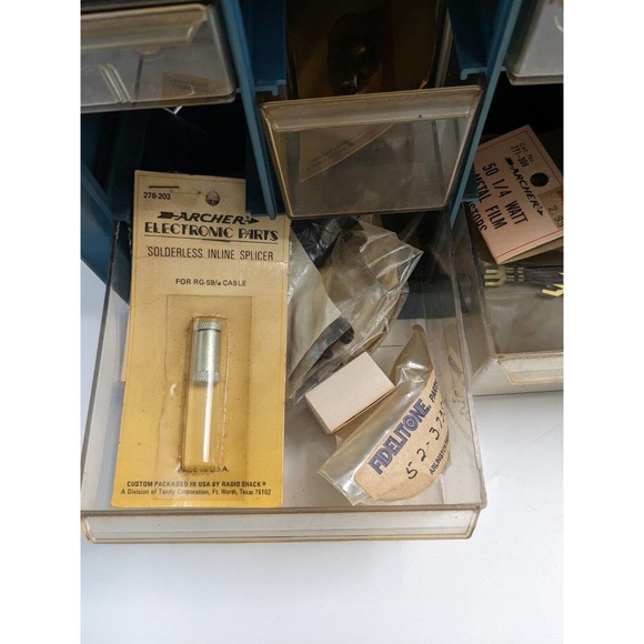 Vintage Metal Bin Screw/ Tool Box Filled With Vintage Transistor Resistors/Parts - Picture 11 of 16